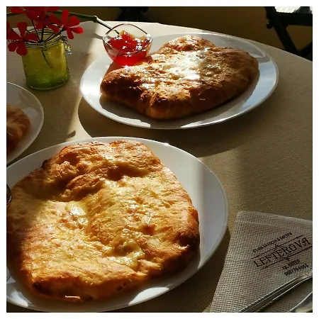 & Bistro Lefterova 3* 科泰尔