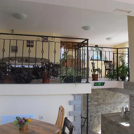 Gæstehus & Bistro Lefterova Kotel