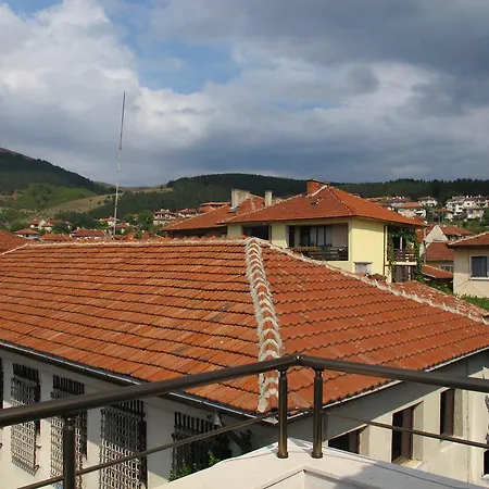 招待所 & Bistro Lefterova 科泰尔